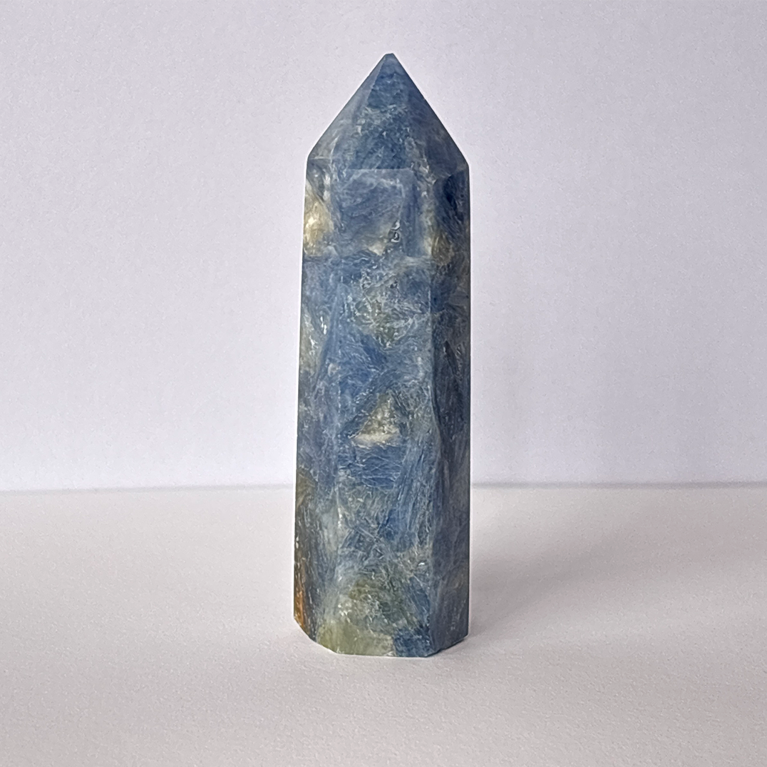 KYANITE