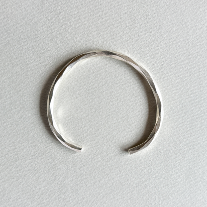 #001" KARENSILVER BANGLE"