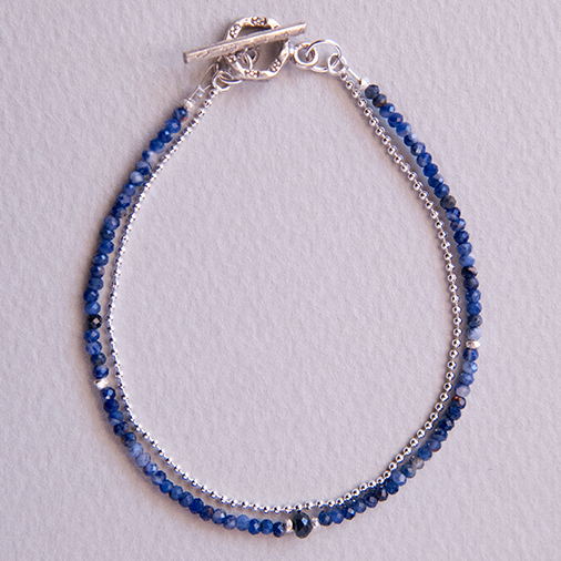 SILVER SODALITE BRACELET "AWAKE"