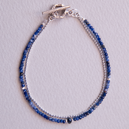 SILVER SODALITE BRACELET "AWAKE"