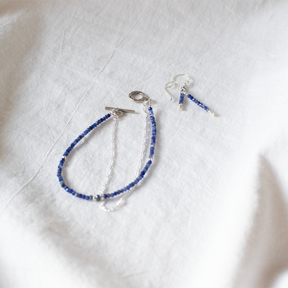 SILVER SODALITE PIERCE "LIGHT"