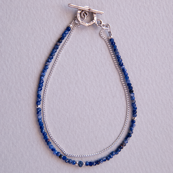 SILVER SODALITE BRACELET "AWAKE"
