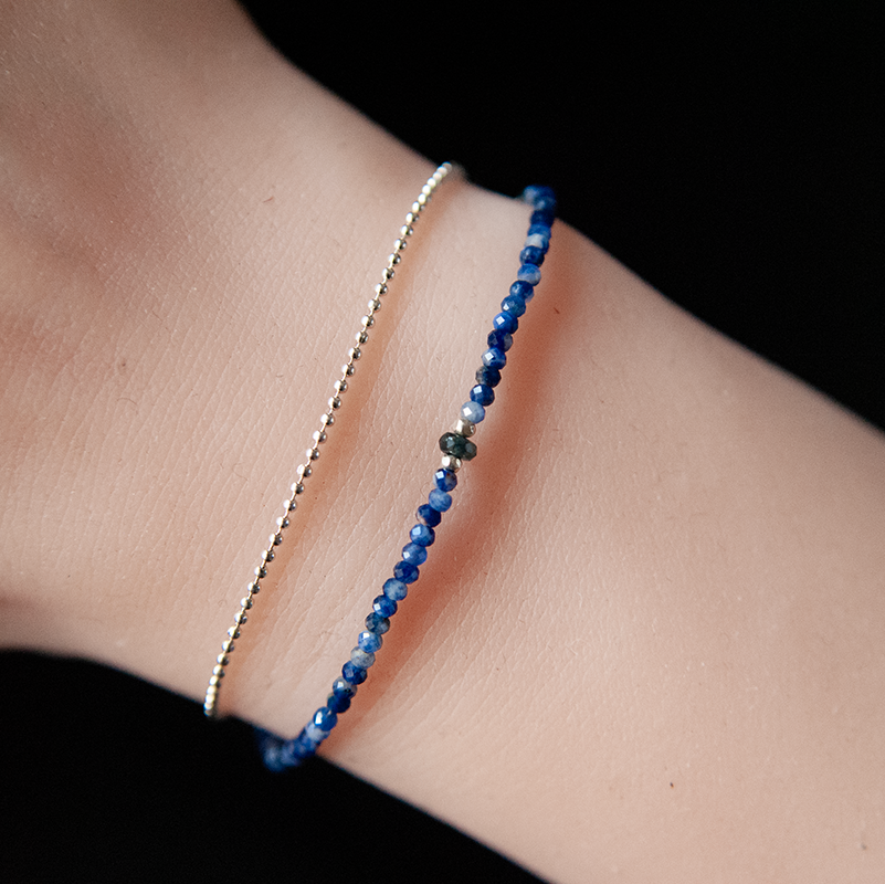 SILVER SODALITE BRACELET "AWAKE"