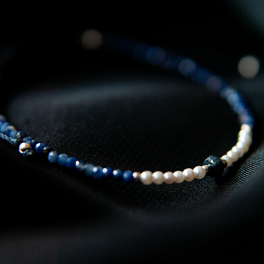 SHELL PEARL, SODALITE & SAPPHIRE BRACELET "MELLOW"