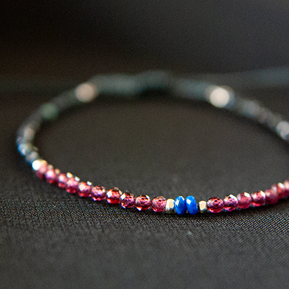 GARNET, LAPIS LAZULI & TOURMALINE BRACELET "PASSAGE"